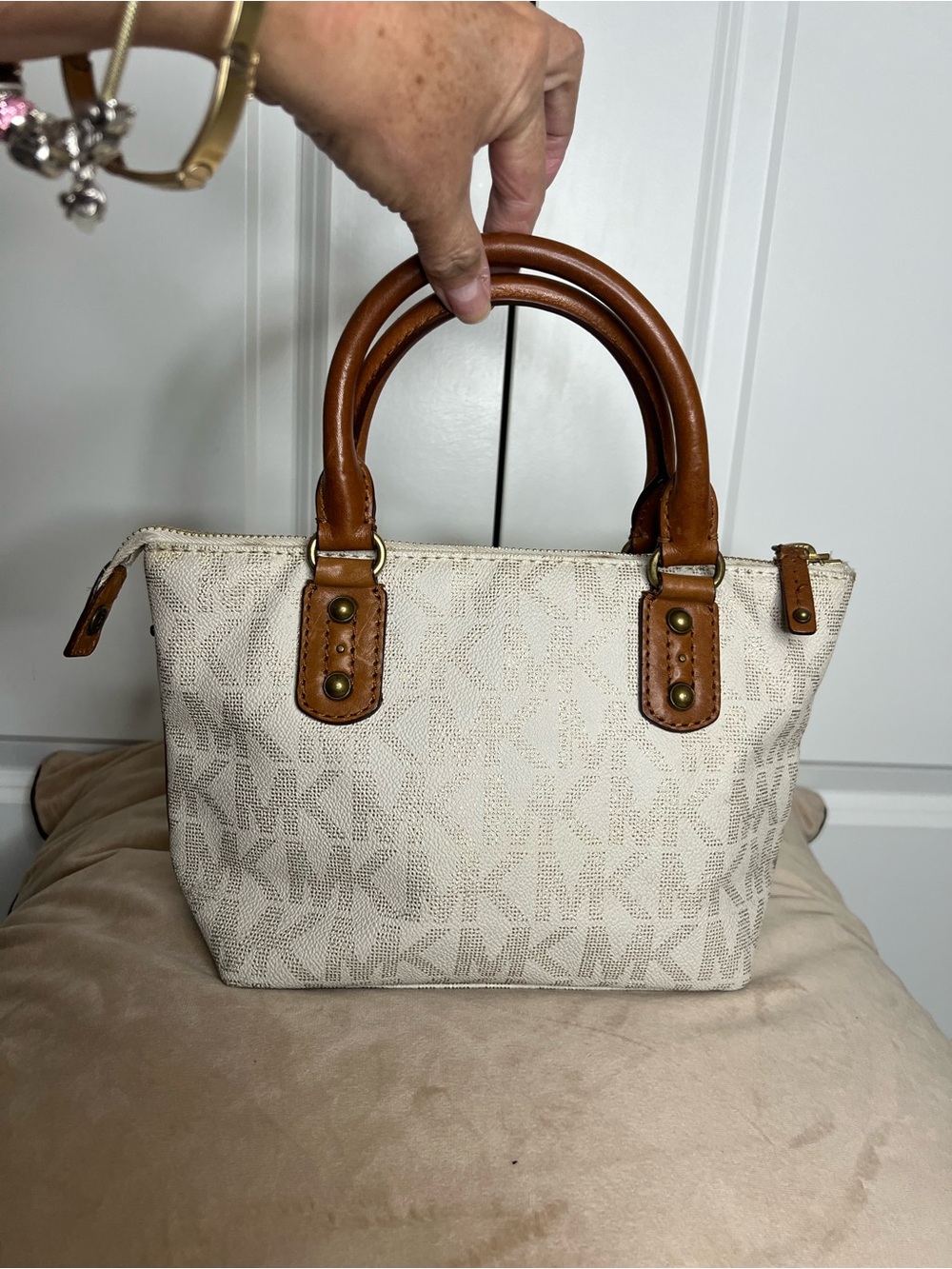 Michael Kors Small Signature MK Satchel Cream Gold Cognac Top Handle Bag